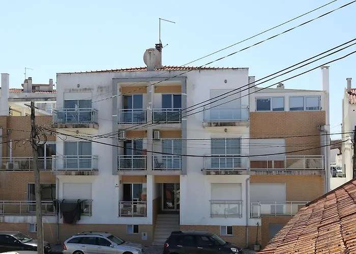 T2-neville's House F Apartman Nazaré